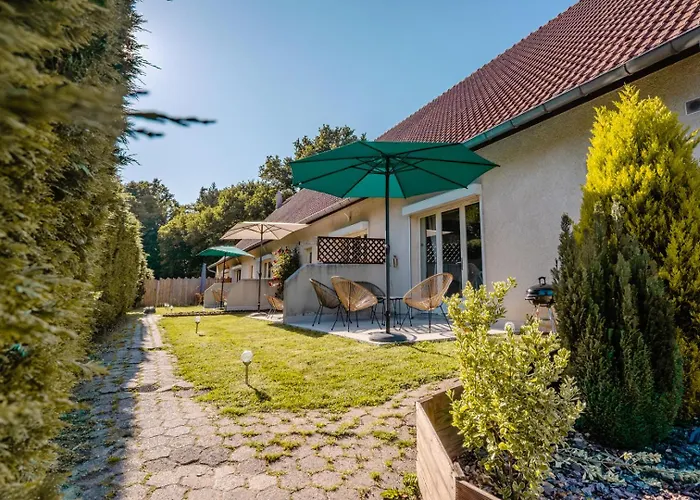 Apartment La Goutte D'eau - Baby Foot - 6 Personnes Lits King & Queen Size - Terrasse Vue Etang