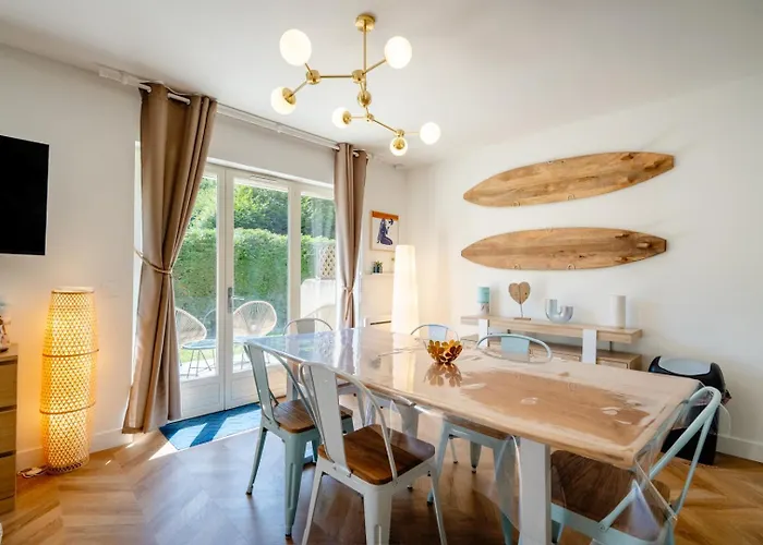 Apartment La Goutte D'eau - Baby Foot - 6 Personnes Lits King & Queen Size - Terrasse Vue Etang *